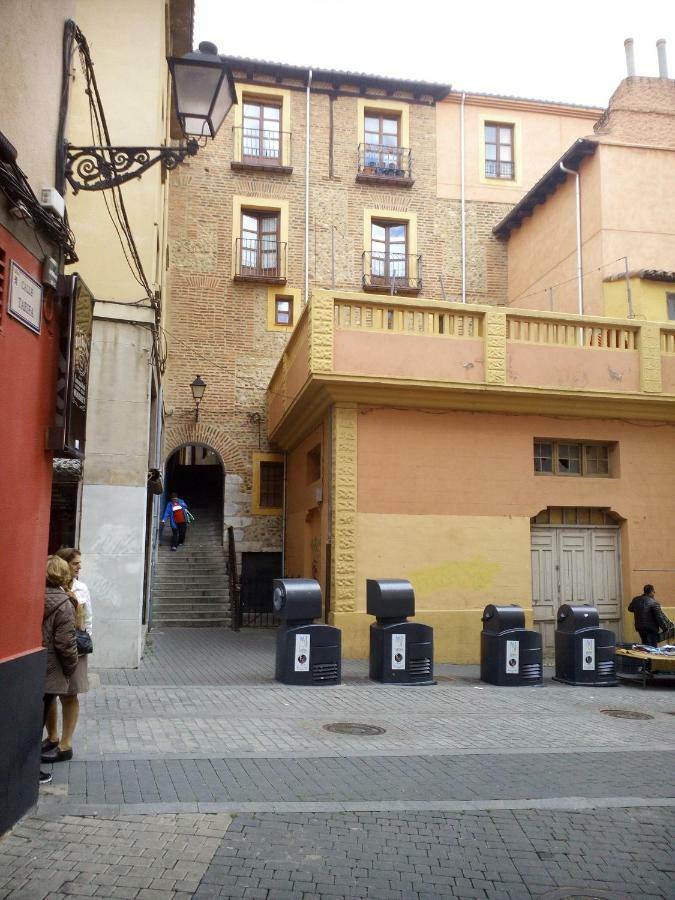 Apartamentos Corazon Del Humedo León Exterior foto