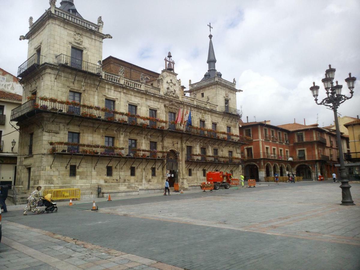 Apartamentos Corazon Del Humedo León Exterior foto